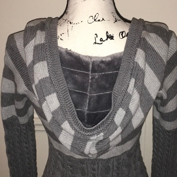 Tokyo brand Sweater Dress - Picture 5 of 6